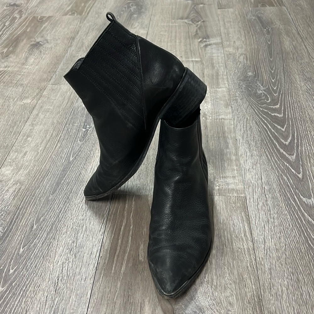 Marc Fisher ankle boots